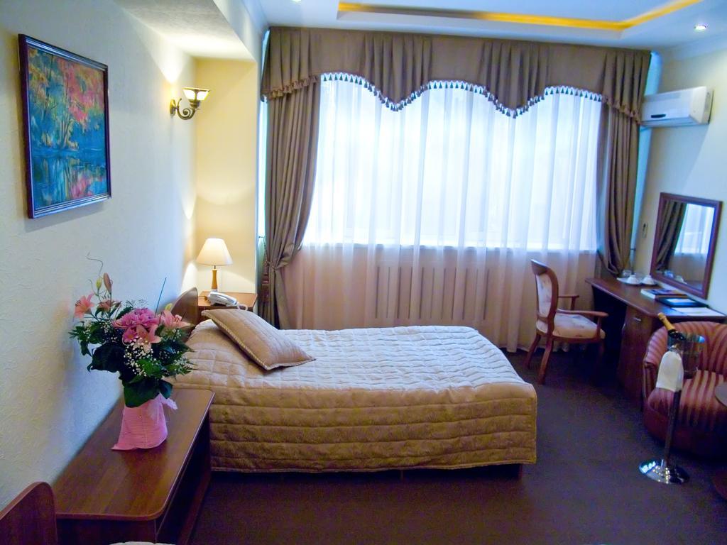 Viardo Hotel Tashkent Exterior photo